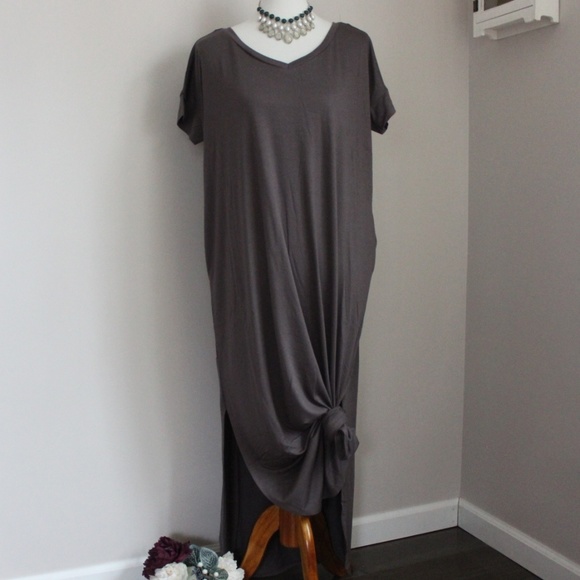 Oversized Loose Fit Maxi Dress - Picture 2 of 3